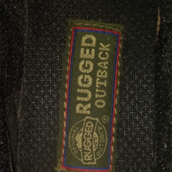 A pair of original Rugged Outback boots. - Picture 3 of 7